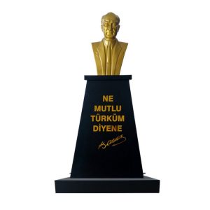 Atatürk Büstü (60cm Fiber)+ Kaide (100cm)+ Alt Tabla İlkokul Modeli